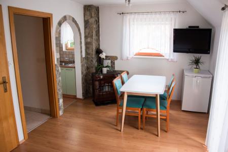 bela-krajina-sun-house-semic-04