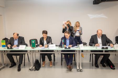 podpis konvencije in statuta