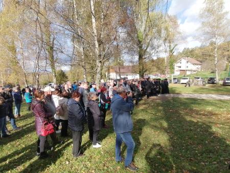 Spominska slovesnost Gornje Laze