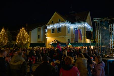 Prižig lučk Semič