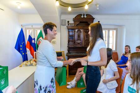 Sprejem najuspešnejših učencev 9. razredov OŠ Semič pri županji